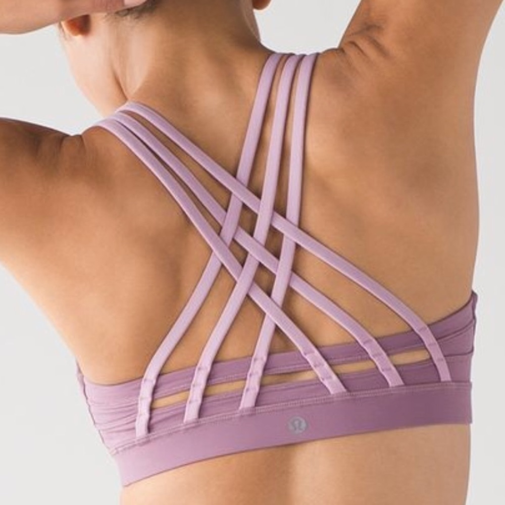 Lululemon Energy bra (peek)